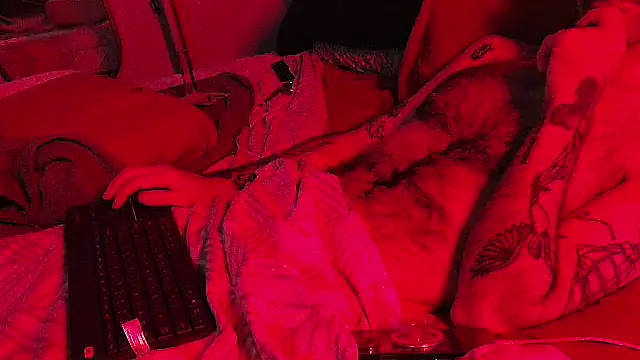 hungbot (Ask my age) - I'll pay attention to chat when this hit