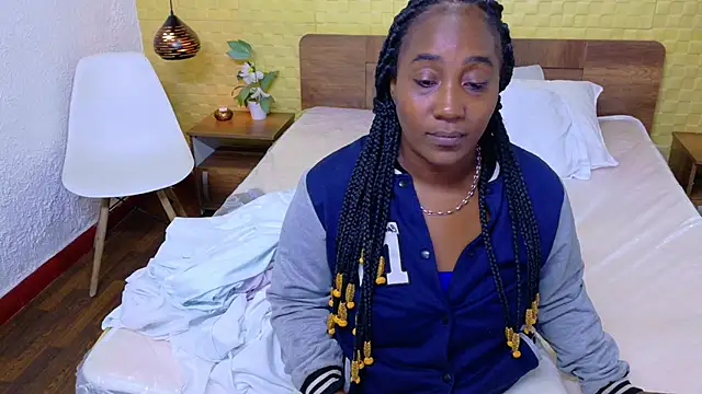 kiara_evanss