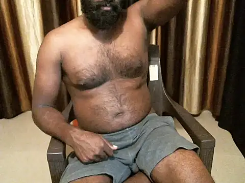 indian2 live cam screenshot males from India on LiveWebCameras – Live Webcams & Video Chat