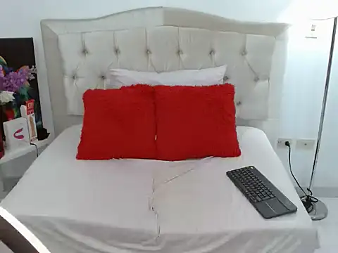 Arianaskyblue
