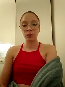 april_kitten69 - April_Kitten69's free webcam - UK Sex Cams