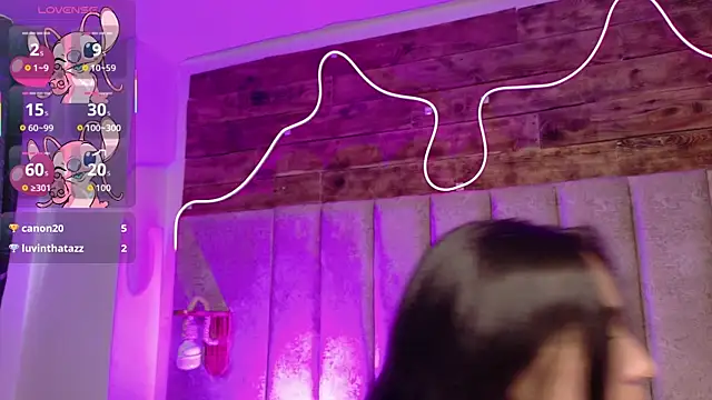 violet_thomson live cam screenshot females from Colombia on Wobip – Live Webcams, Clips & GIFs