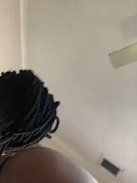 LuciousLips96