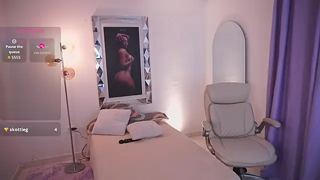 Alondrasparrow2