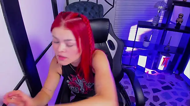 NahomiRichards_
