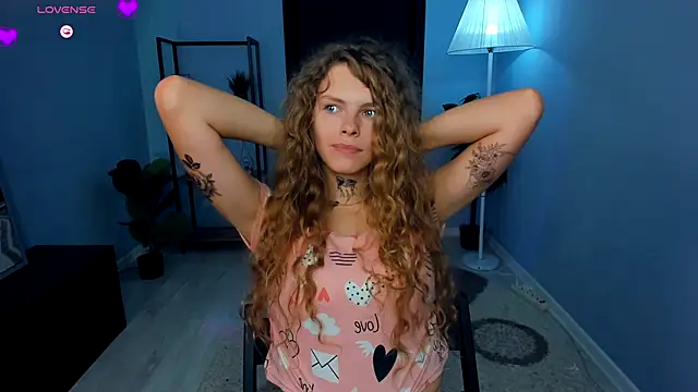  RayaNenlia chat room