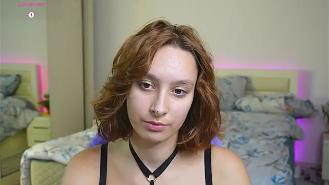 lilyannrosse - LilyannRosse's free webcam - UK Sex Cams