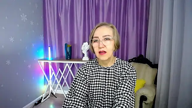 queen_a_n_i