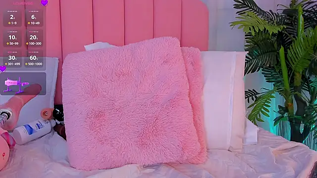 lia_queen18