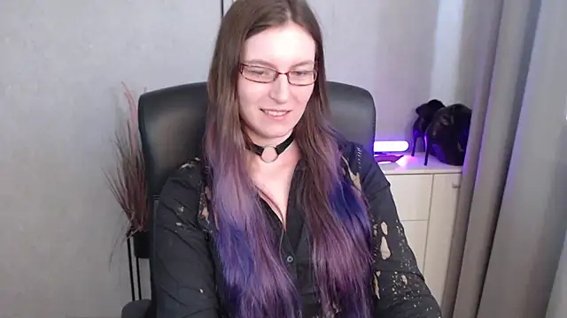emmaxdelight - EmmaxDelight's free webcam - UK Sex Cams