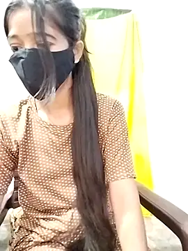 Cute-Naavya