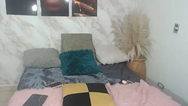 jessychernobil - JESSYCHERNOBIL's free webcam - UK Sex Cams