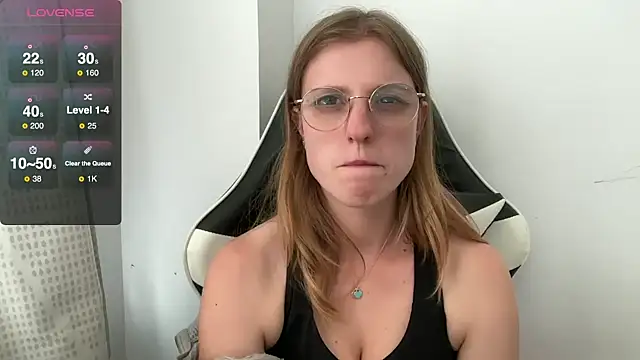 BustyKellyXXX