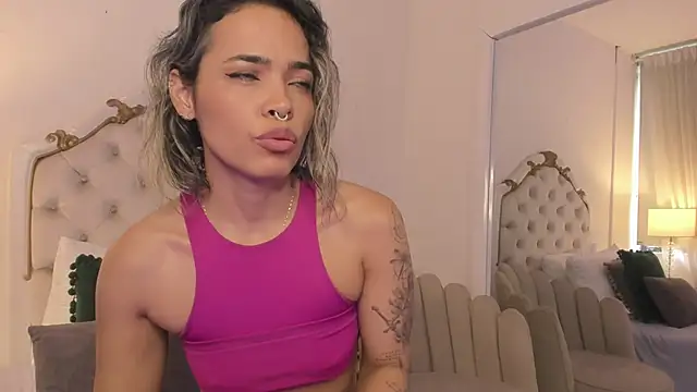 lexa_25_