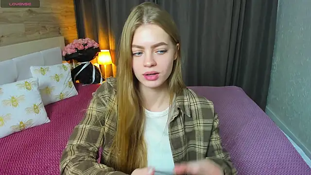  Alisa_Glamour chat room