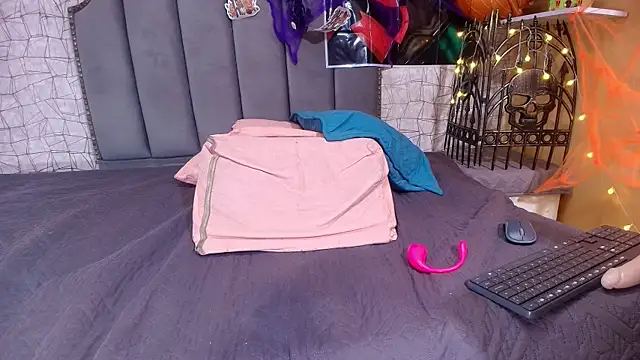 chloe_leroy_