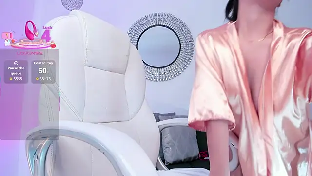 layla_breezee - Layla_Breezee's free webcam - UK Sex Cams