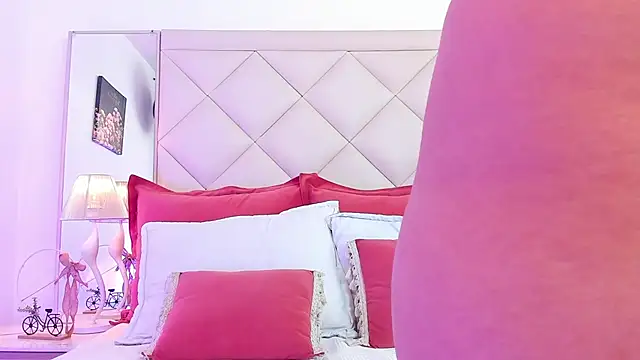 lilboonew - LilBoonew's free webcam - UK Sex Cams