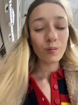 Lia__Love