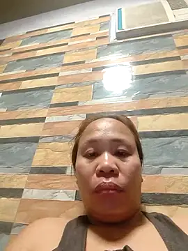 squirtshantal - Squirtshantal's free webcam - UK Sex Cams