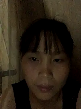 huong-18 - Huong-18's free webcam
