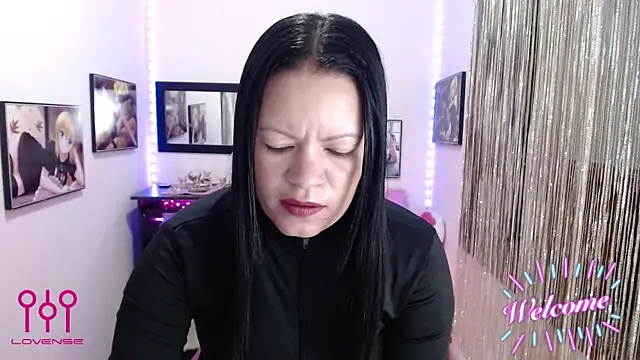 cristal_w - Cristal_w's free webcam - UK Sex Cams