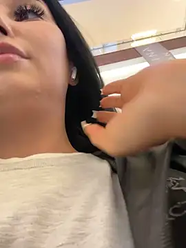 Tisha_Busty
