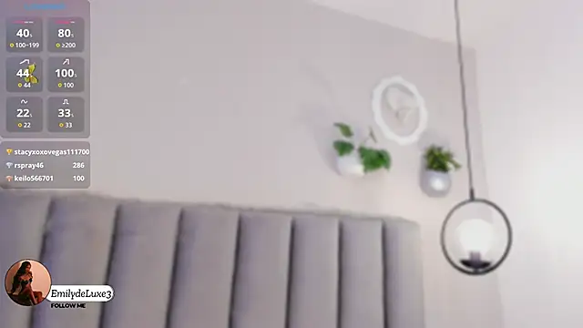 Emely_Deluxe