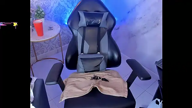 Meganslut_x