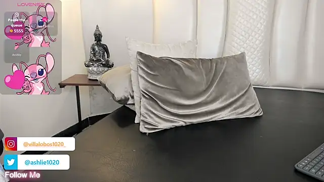 MiaVillalobos