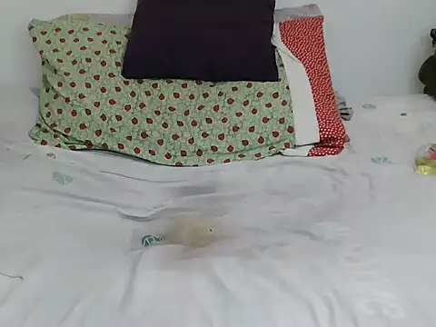 cessylolla - Cessylolla's free webcam - UK Sex Cams