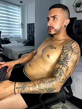 alexxx_king - ALEXXX_KING's free webcam - UK Sex Cams