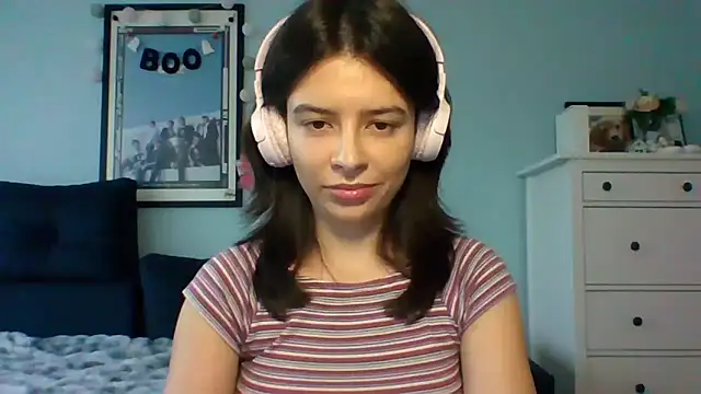 LariceSexy