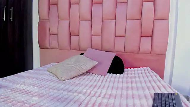 julikim_ - JuliKim_'s free webcam