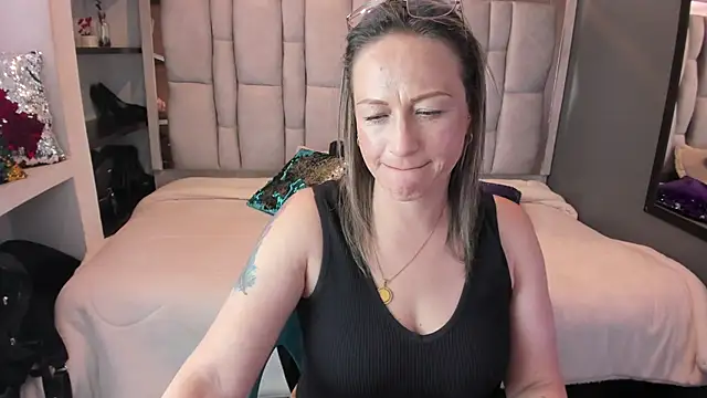 Charlot_milf