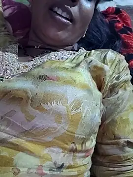 Hotty-Nidhi