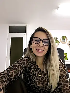 sukygirl - SukyGirl's free webcam