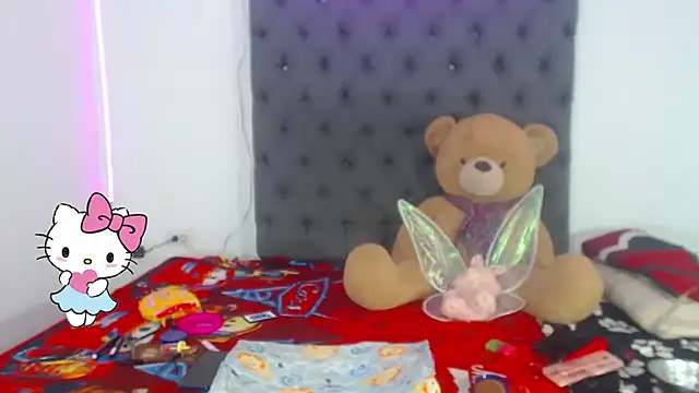 lucianadolll - Lucianadolll's free webcam - UK Sex Cams