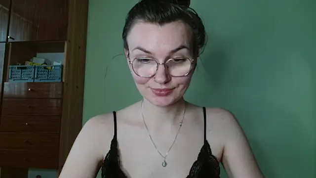 looveellyx - LooveELLYx's free webcam - UK Sex Cams