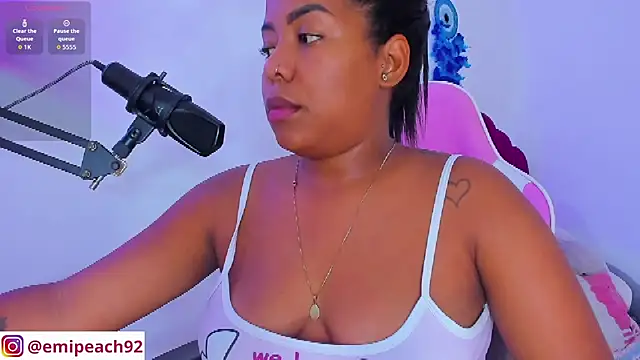 samanthaabloom - Samanthaabloom's free webcam - UK Sex Cams