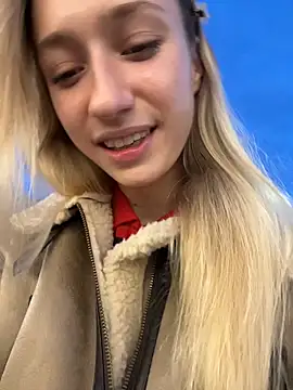 Lia__Love