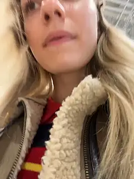 Lia__Love