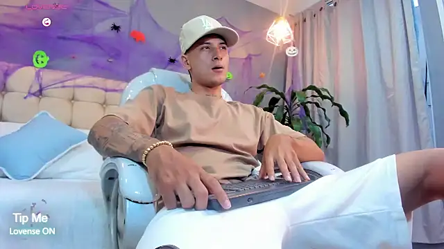 Damian23__