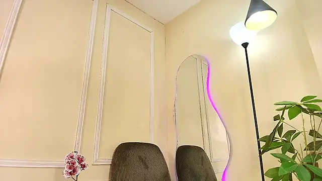 keila_hott20