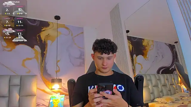 Nathan_Bluee