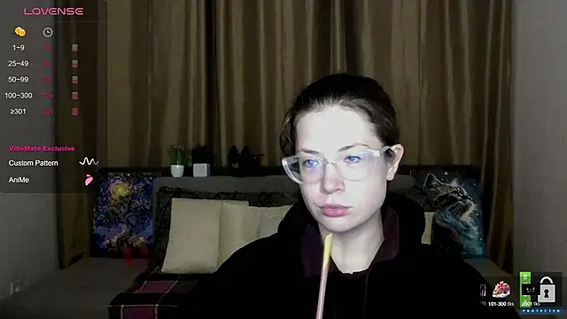 Alicia_redfollow