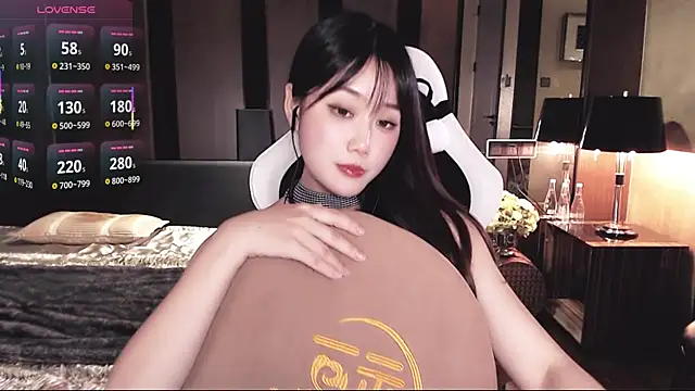 Alice-777
