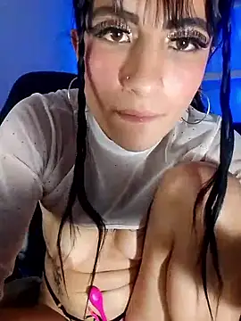 Anniee_x