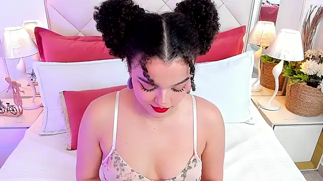 lilboonew - LilBoonew's free webcam - UK Sex Cams
