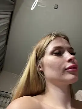 vladamais - Vladamais's free webcam - UK Sex Cams